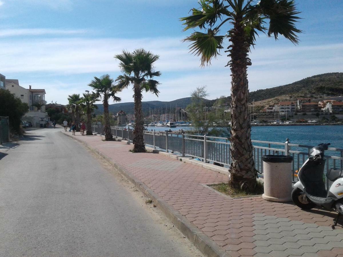 Apartment Remi, Penthouse With Balcony, Free Parking Marina Εξωτερικό φωτογραφία