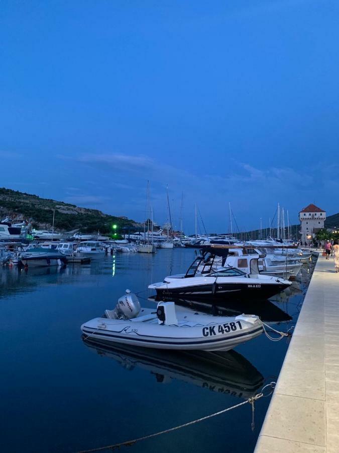 Apartment Remi, Penthouse With Balcony, Free Parking Marina Εξωτερικό φωτογραφία